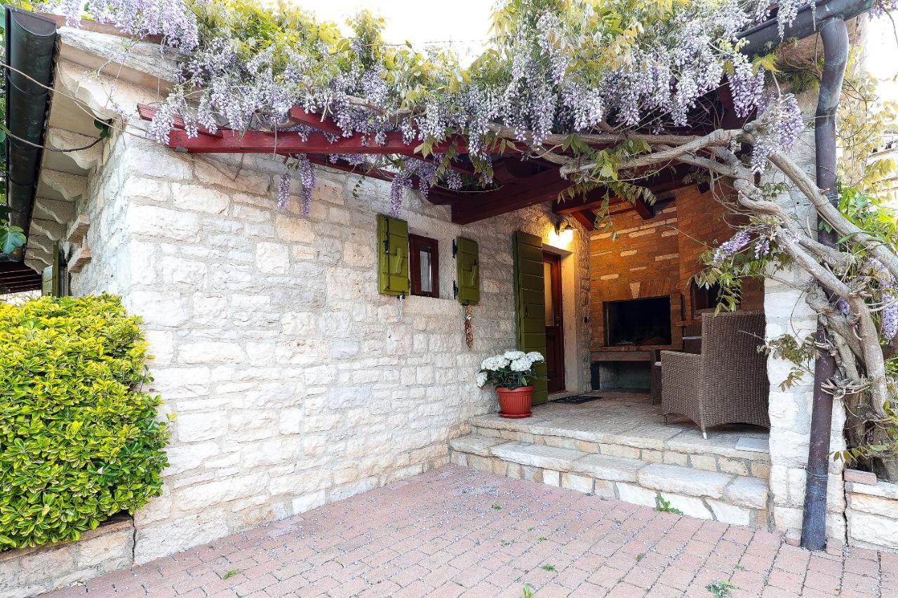 B & B Casa Rustica Dva Baladura Rooms Kanfanar Exteriör bild