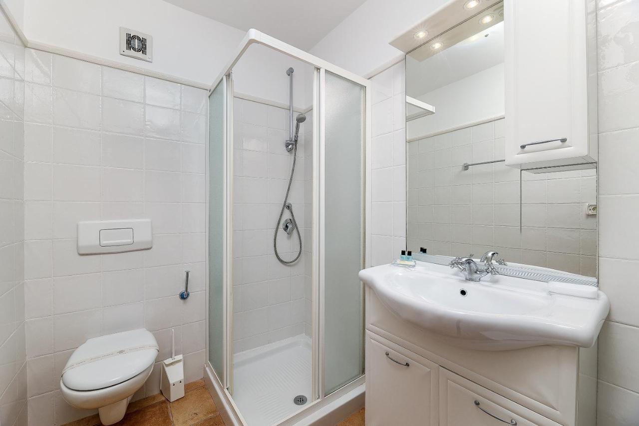 B & B Casa Rustica Dva Baladura Rooms Kanfanar Exteriör bild